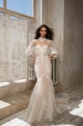 свадебное платье ARVELLA ( цена:43000 руб) в наличии